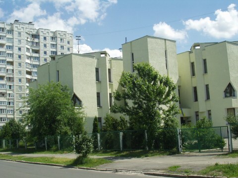 Київ, Тираспільська вул., 49