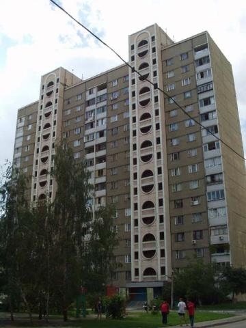 Киев, Тростянецкая ул., 6А