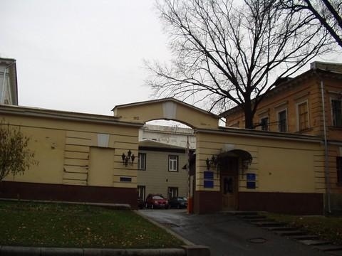 Киев, Терещенковская ул., 4
