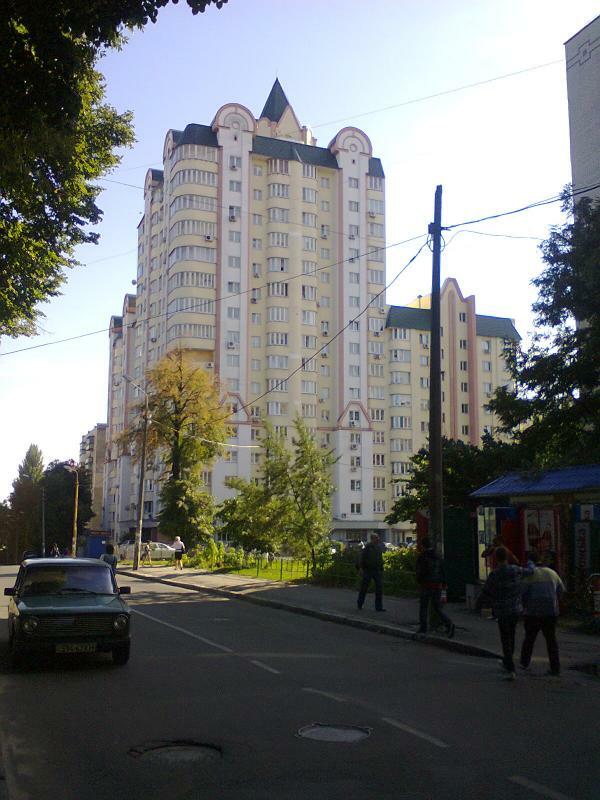 Киев, Татарская ул., 7