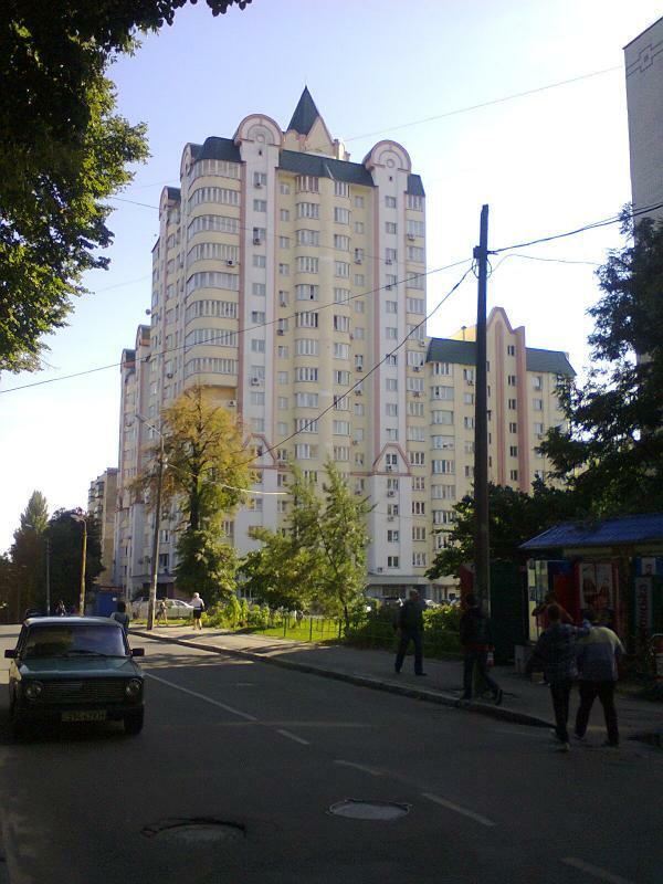 Київ, Татарська вул., 7