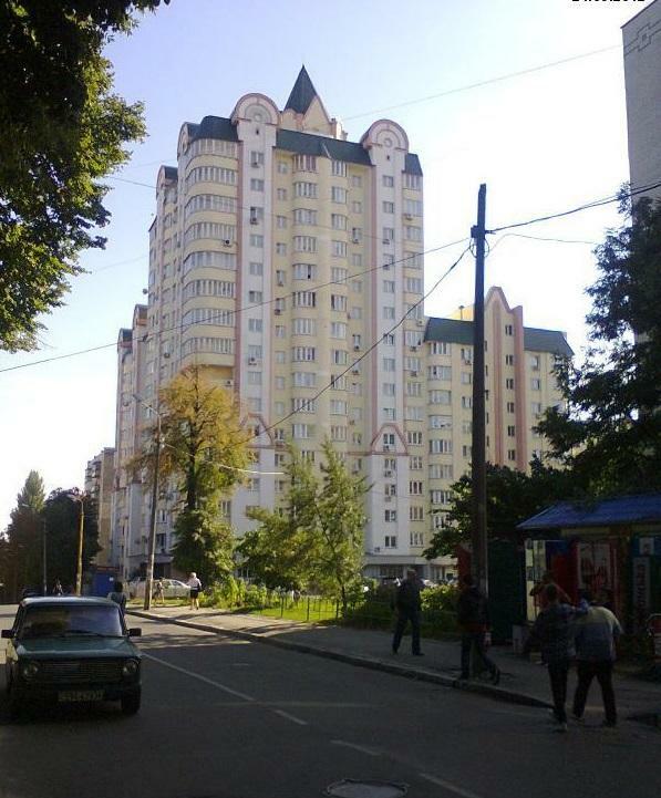 Київ, Татарська вул., 7