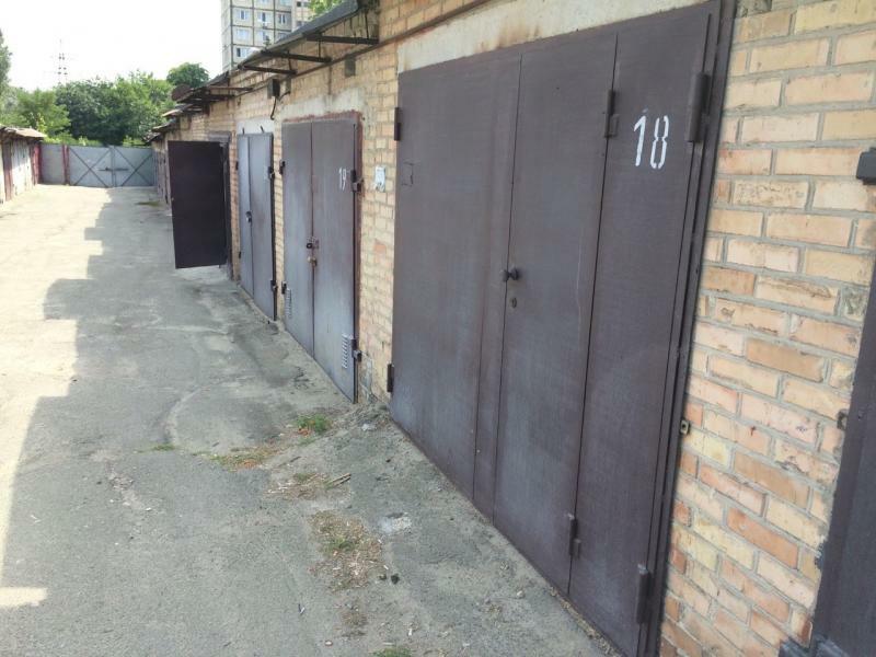 Киев, Светлицкого ул., 37А
