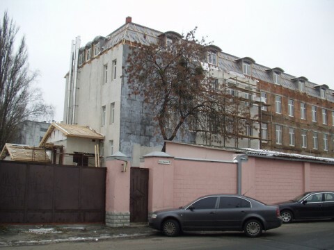 Київ, Юрія Матущака пров., 3