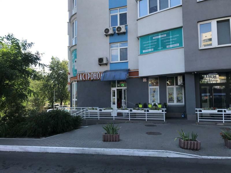 Киев, Ревуцкого ул., 7Б