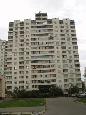 Київ, Ревуцького вул., 29Б