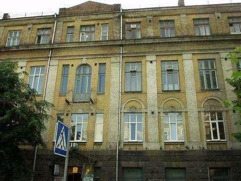 Київ, Рейтарська вул., 37