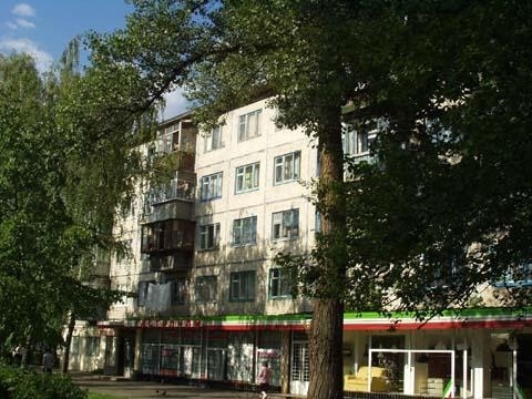 Киев, Перова бул., 8