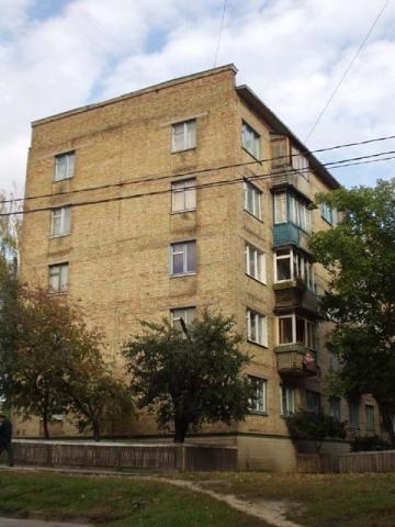 Киев, Правобережная ул., 3