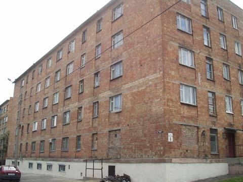 Киев, Правобережная ул., 6