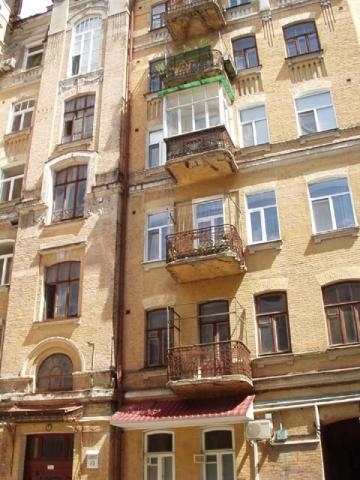 Київ, Пушкінська вул., 22А