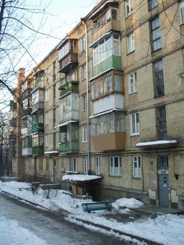 Киев, Уманская ул., 31