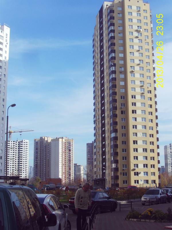 Киев, Урловская ул., 36А