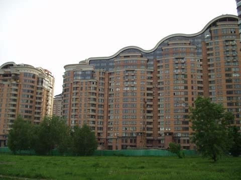 Продаж 4-кімнатної квартири 212 м², Старонаводницька вул., 13А