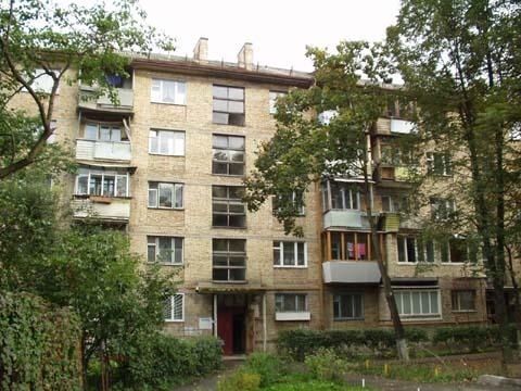 Київ, Стеценка вул., 1А