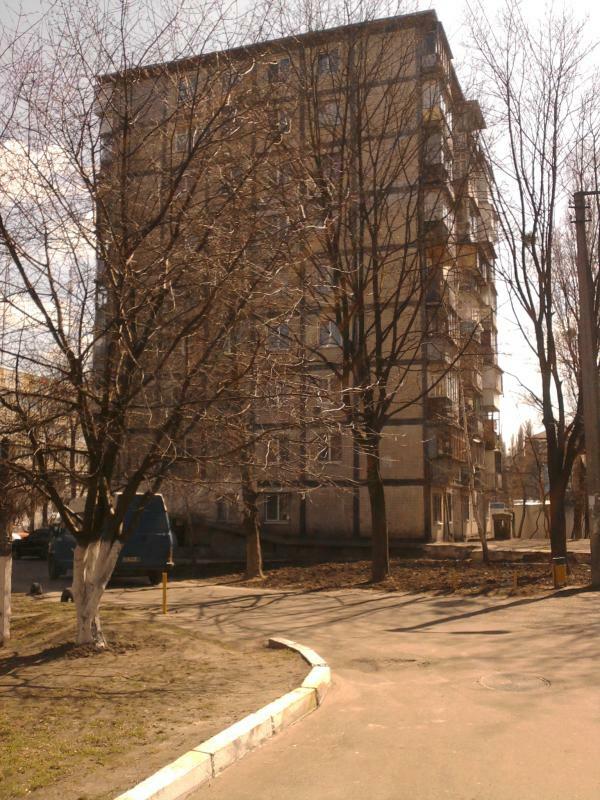 Київ, Стеценка вул., 10