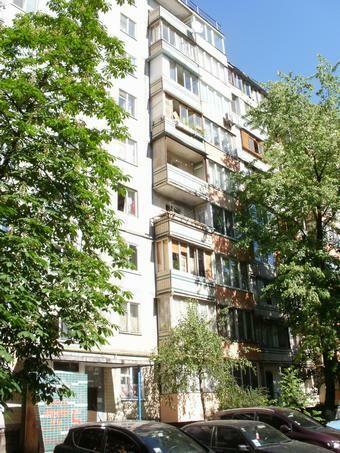 Продаж 2-кімнатної квартири 48 м², Полярна вул., 5