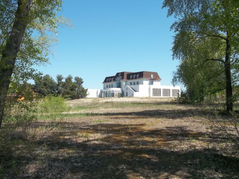 Киев, Приозерная ул., 10Б