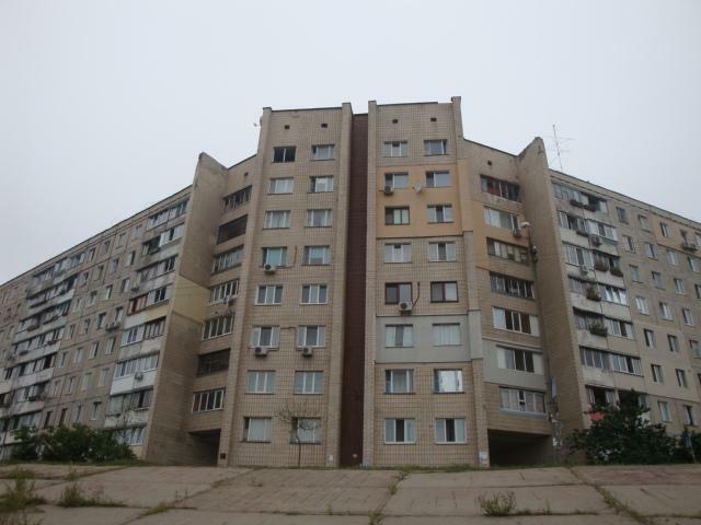 Продаж 3-кімнатної квартири 62.24 м², Прирічна вул., 17