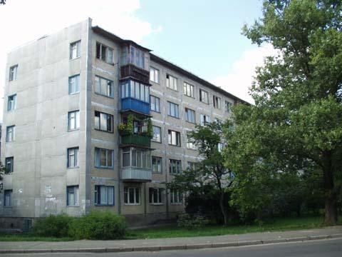 Продажа 2-комнатной квартиры 45 м², Космическая ул., 3