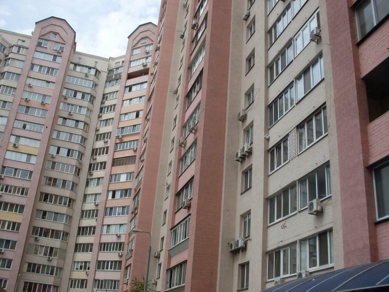 Продажа 3-комнатной квартиры 127 м², Николая Голего ул., 5