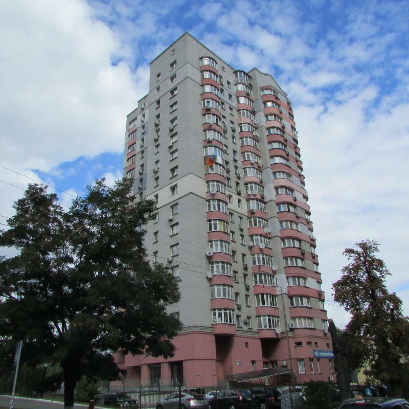 Продаж 3-кімнатної квартири 127 м², Миколи Голего вул., 5