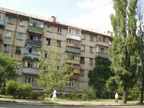 Киев, Красноткацкая ул., 27/2