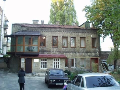 Киев, Кудрявская ул., 10Б