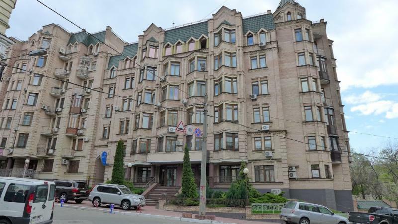 Київ, Кудрявська вул., 13-19