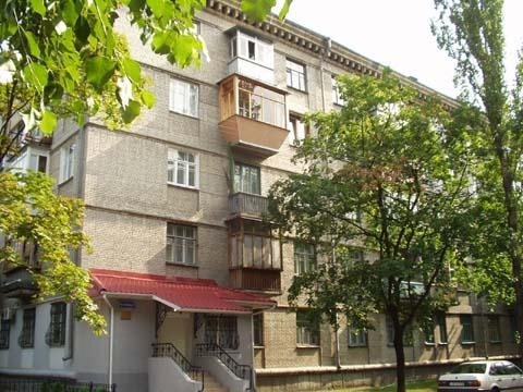 Киев, Краковская ул., 6