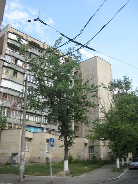 Киев, Копыловская ул., 12Б