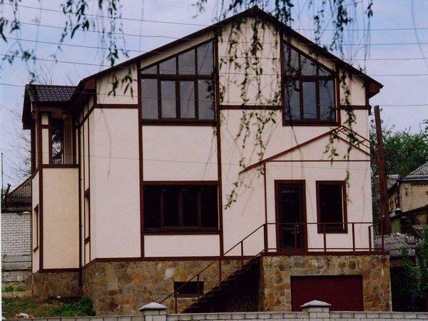 Харків, Остапа Вишні вул., 18