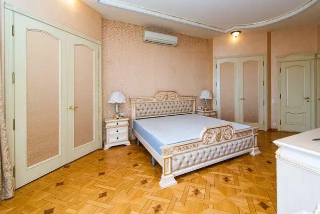 Продажа 4-комнатной квартиры 187 м², Лидерсовский бул., 5