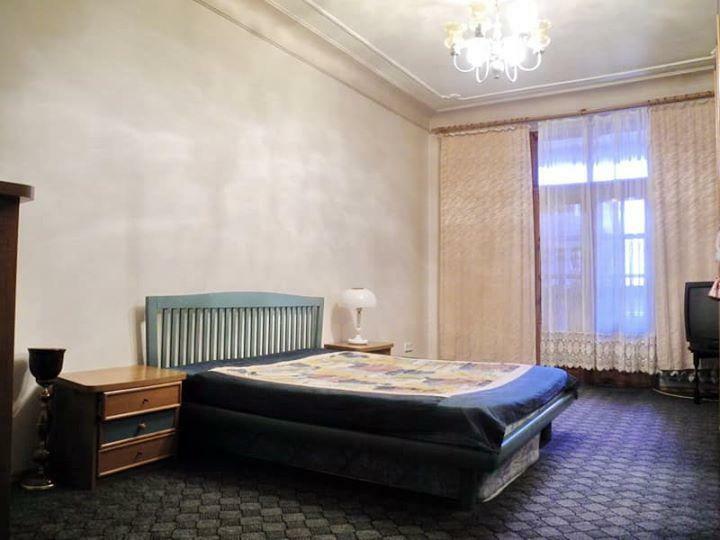 Продажа 2-комнатной квартиры 54 м², Среднефонтанская ул., 32