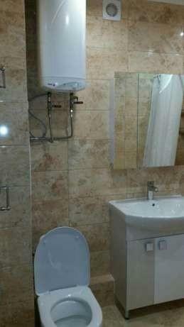 Оренда торговельного приміщення 12 м², Героїв Праці вул., 18