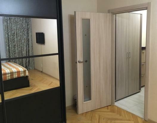 Продаж 1-кімнатної квартири 32 м², Героїв Праці вул., 32