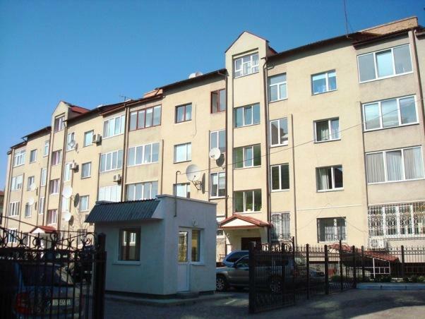 Луцк, Крылова ул., 7