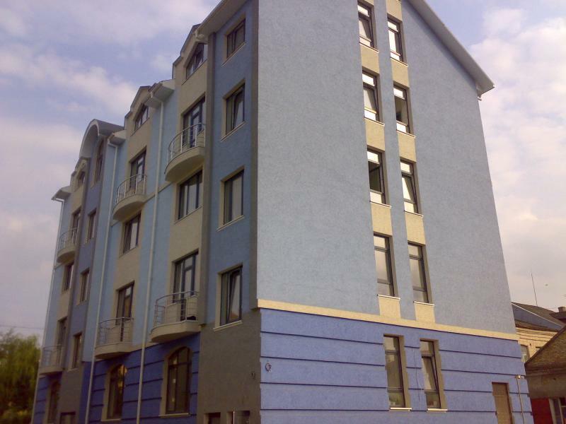 Луцк, Богдана Хмельницкого ул., 1