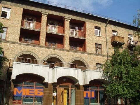 Київ, Севастопольська вул., 5