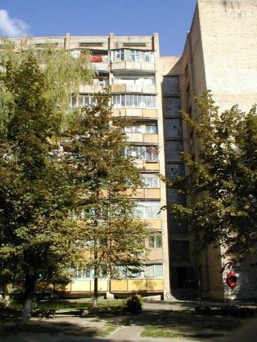 Київ, Зодчих вул., 80