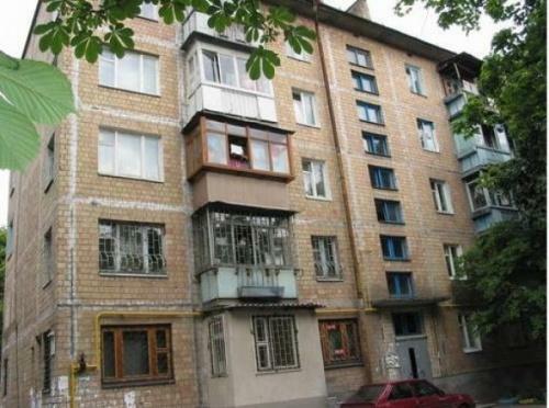 Киев, Зодчих ул., 20