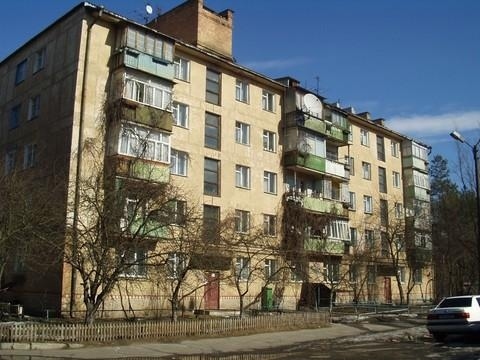 Киев, Светлая ул., 6