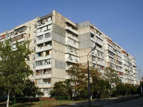 Киев, Северная ул., 34
