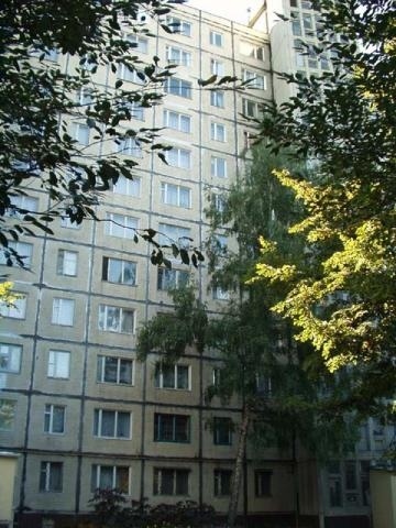 Киев, Семьи Сосниных ул., 2Б