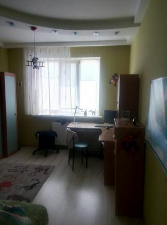 Продаж 3-кімнатної квартири 114 м², Староміська вул., 52