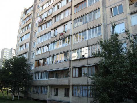 Київ, Жмеринська вул., 8
