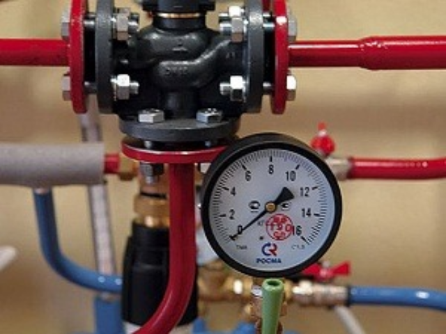 Сколько средств потратят в Киеве на установку общедомовых счетчиков тепла