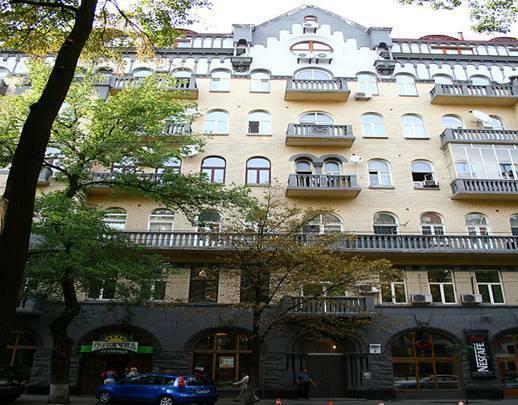 Киев, Большая Житомирская ул., 8А