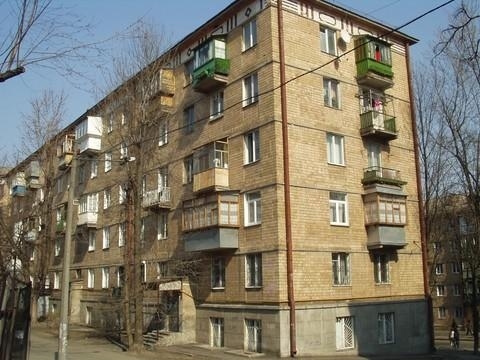Киев, Ереванская ул., 7