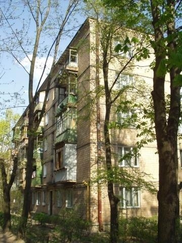 Киев, Ереванская ул., 17
